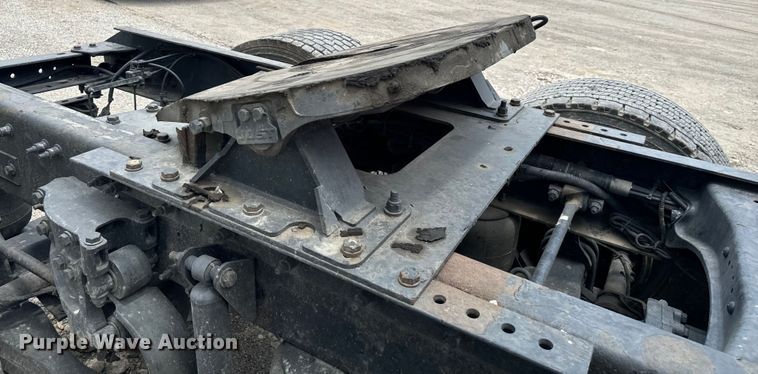 image for item NQ9620 2014 Kenworth T660 semi truck