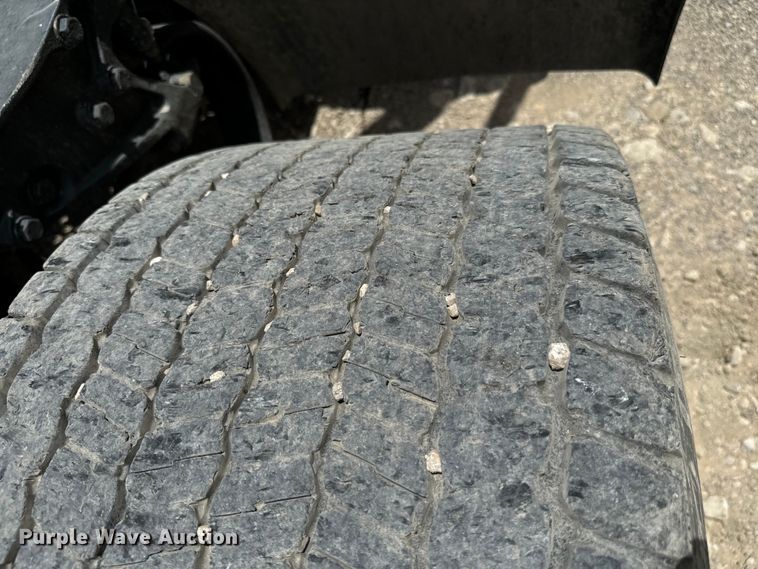 image for item NQ9620 2014 Kenworth T660 semi truck