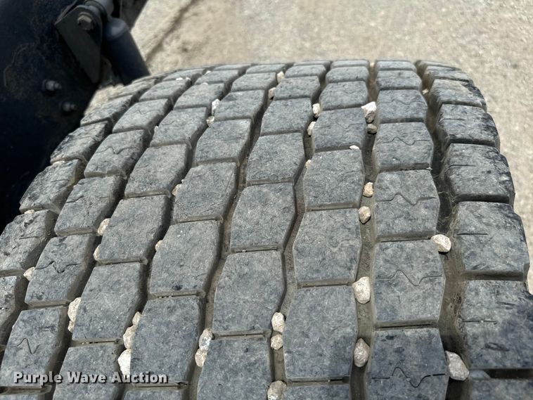 image for item NQ9620 2014 Kenworth T660 semi truck