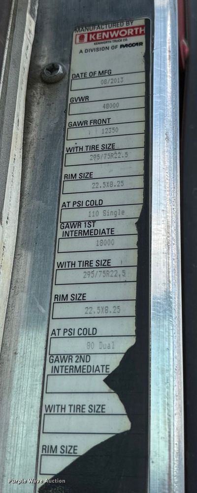 image for item NQ9620 2014 Kenworth T660 semi truck