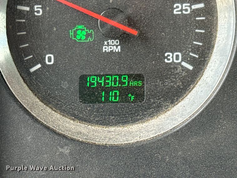 image for item NQ9621 2014 Kenworth T660 semi truck