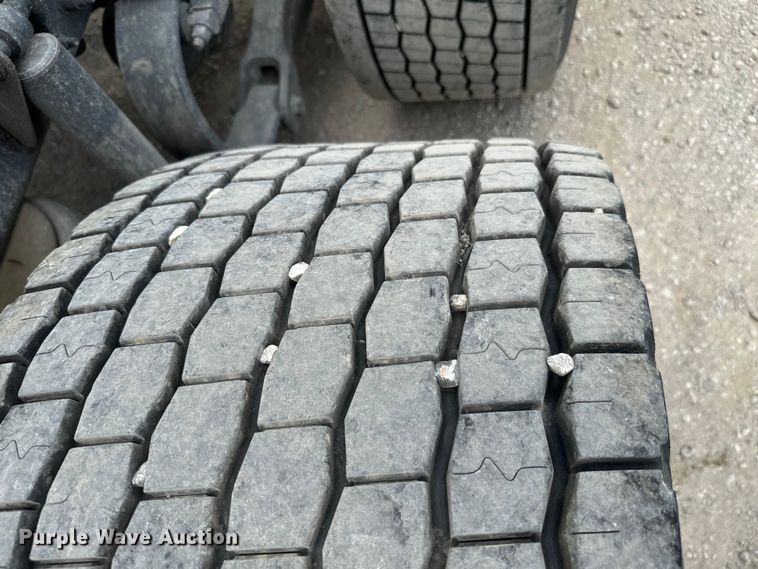 image for item NQ9621 2014 Kenworth T660 semi truck