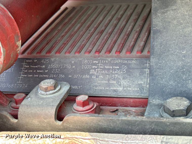 image for item NQ9622 2014 Kenworth T660 semi truck