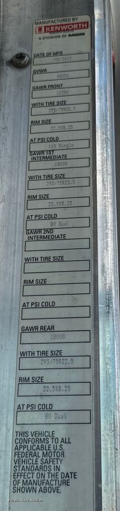 image for item NQ9622 2014 Kenworth T660 semi truck