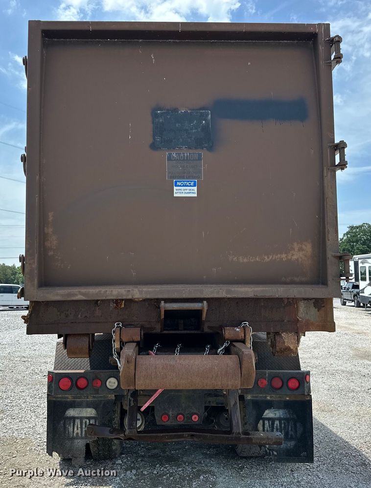 image for item NR9980 1996 Volvo  WGM roll-off container truck