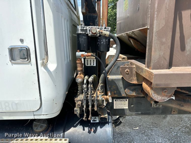 image for item NR9980 1996 Volvo  WGM roll-off container truck