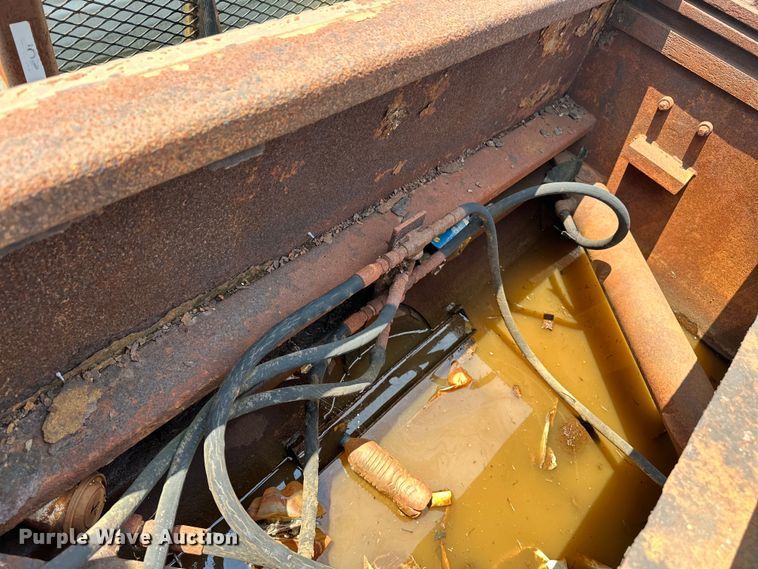 image for item NR9980 1996 Volvo  WGM roll-off container truck