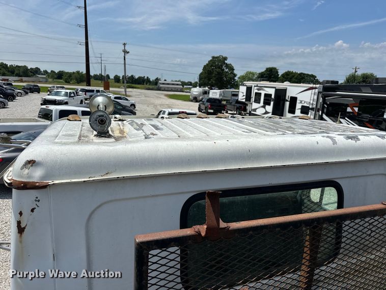 image for item NR9980 1996 Volvo  WGM roll-off container truck