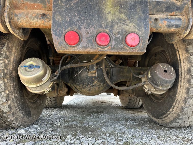 image for item NR9980 1996 Volvo  WGM roll-off container truck