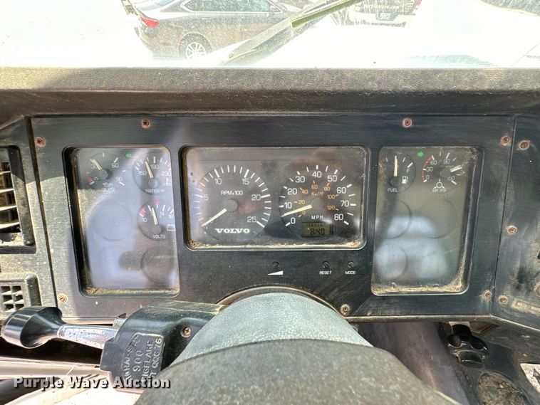 image for item NR9980 1996 Volvo  WGM roll-off container truck