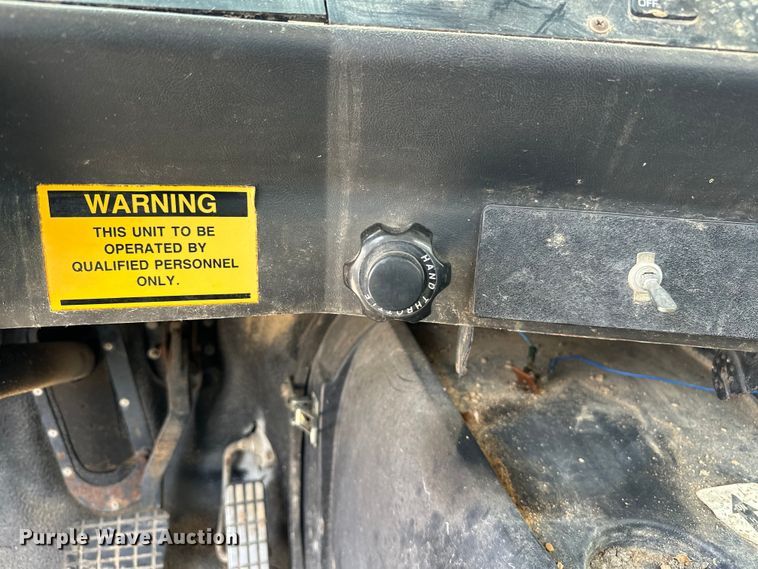 image for item NR9980 1996 Volvo  WGM roll-off container truck