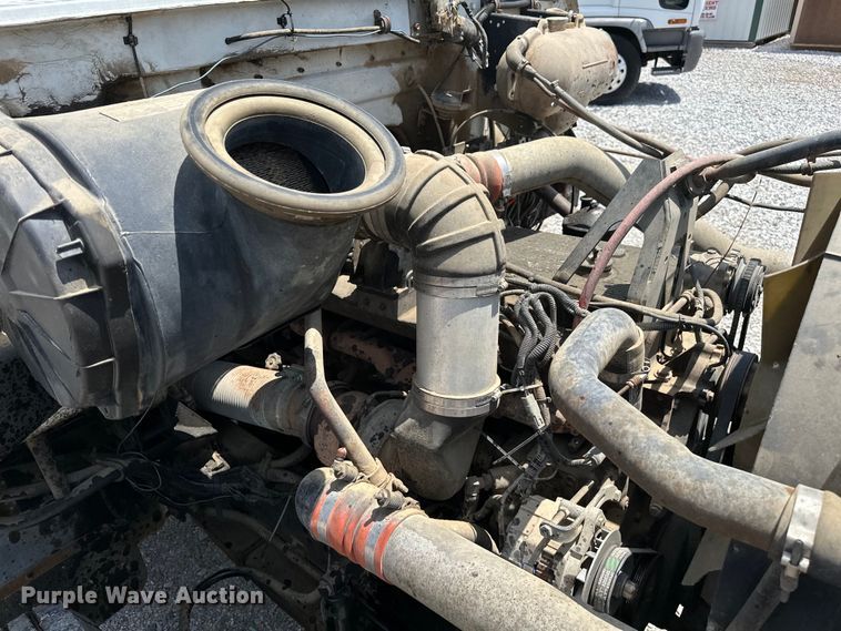 image for item NR9980 1996 Volvo  WGM roll-off container truck