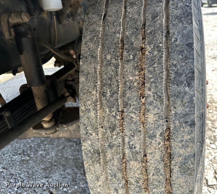 image for item NR9980 1996 Volvo  WGM roll-off container truck