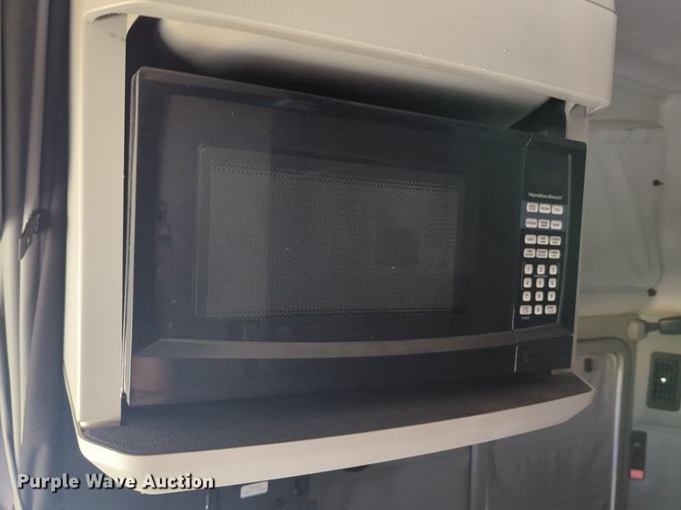 image for item NW9510 2020 Kenworth  T680 semi truck