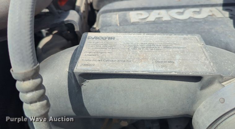 image for item NW9510 2020 Kenworth  T680 semi truck