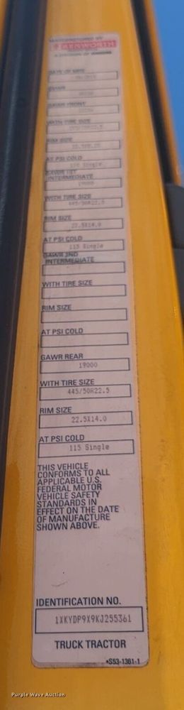 image for item NW9511 2019 Kenworth T680 semi truck