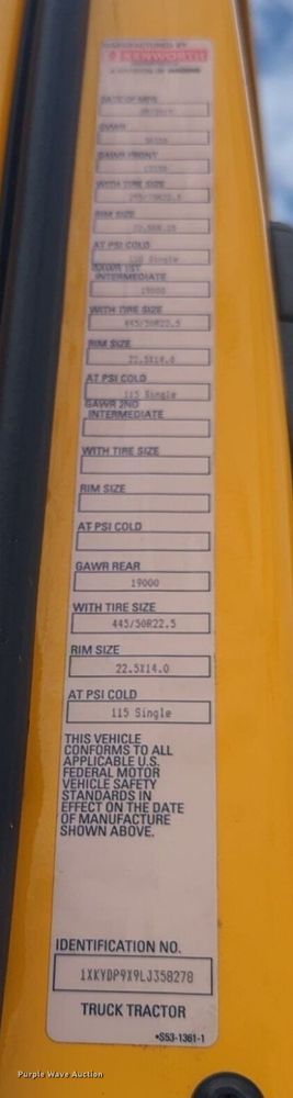 image for item NW9517 2020 Kenworth T680 semi truck