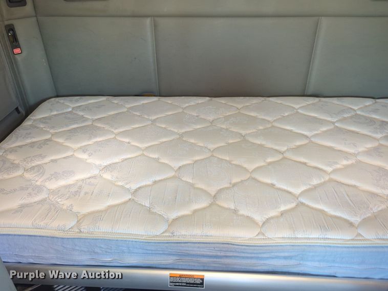 image for item NW9518 2019 Kenworth  T680 semi truck