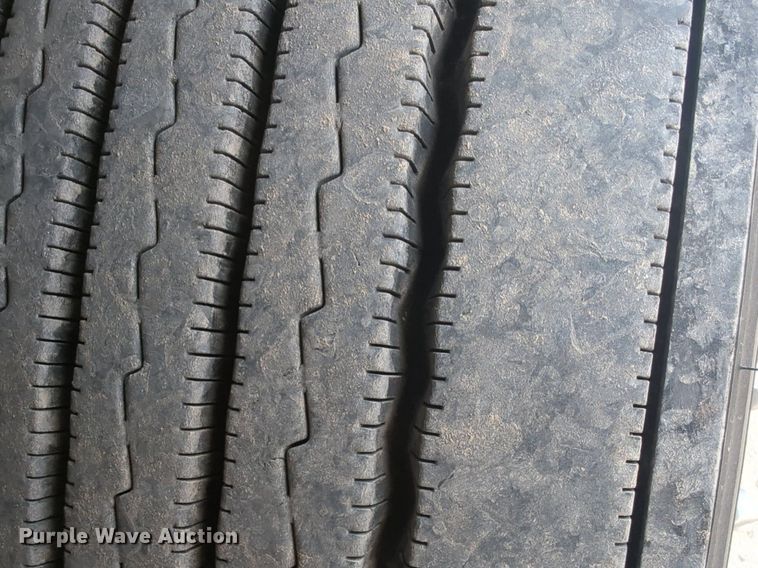 image for item NW9519 2020 Kenworth  T680 semi truck