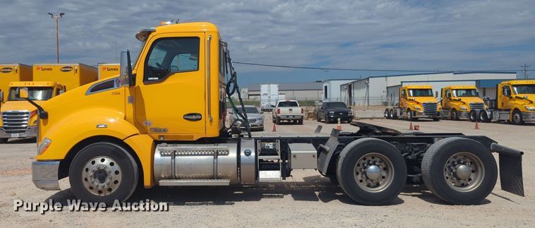 image for item NW9525 2021 Kenworth  T680 semi truck