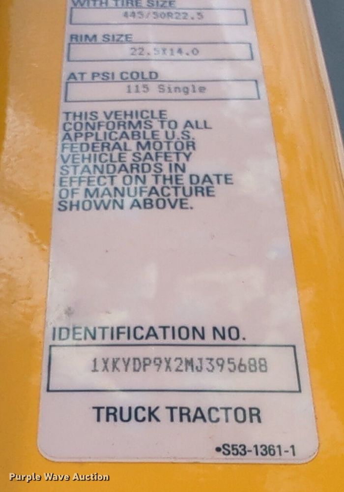 image for item NW9525 2021 Kenworth  T680 semi truck