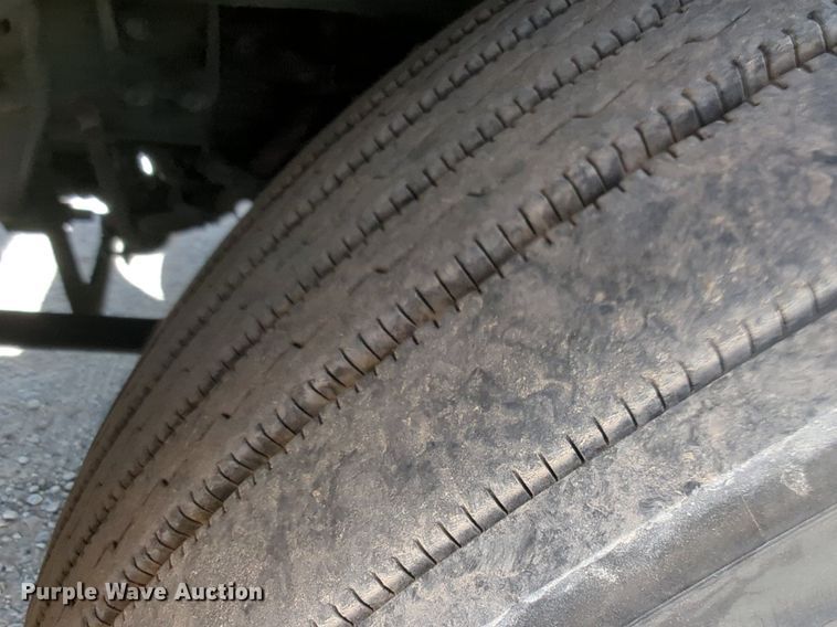 image for item NW9526 2022 Freightliner  Cascadia 126 semi truck