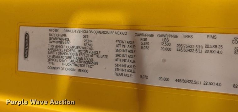 image for item NW9526 2022 Freightliner  Cascadia 126 semi truck