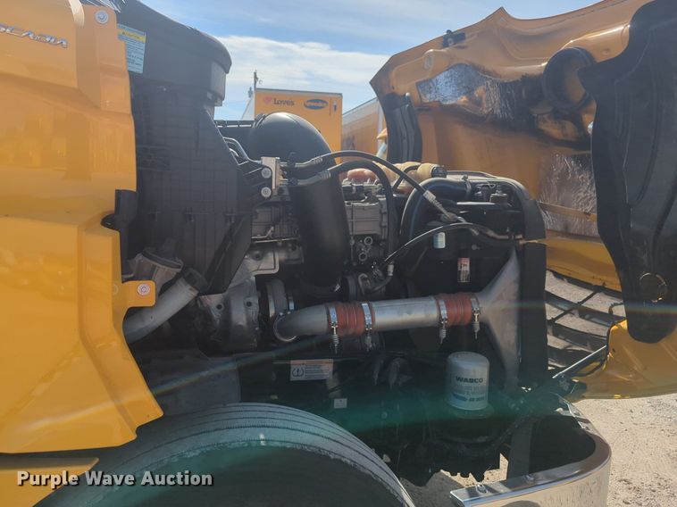 image for item NW9532 2021 Freightliner  Cascadia 126 semi truck