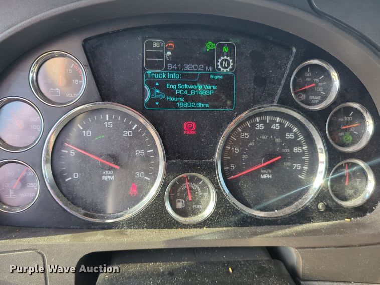 image for item NW9535 2019 Kenworth  T680 semi truck