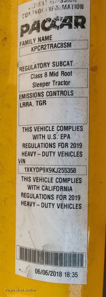 image for item NW9535 2019 Kenworth  T680 semi truck