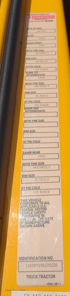 image for item NW9535 2019 Kenworth  T680 semi truck