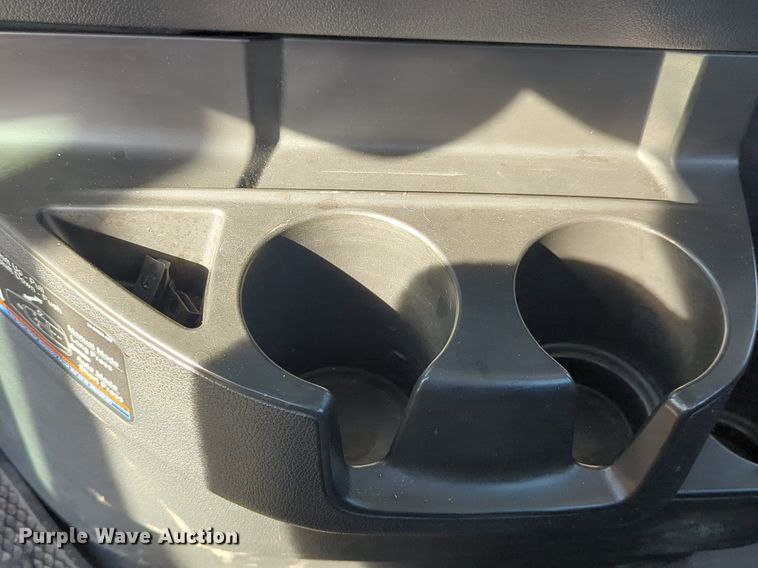 image for item NW9536 2020 Freightliner  Cascadia 126 semi truck