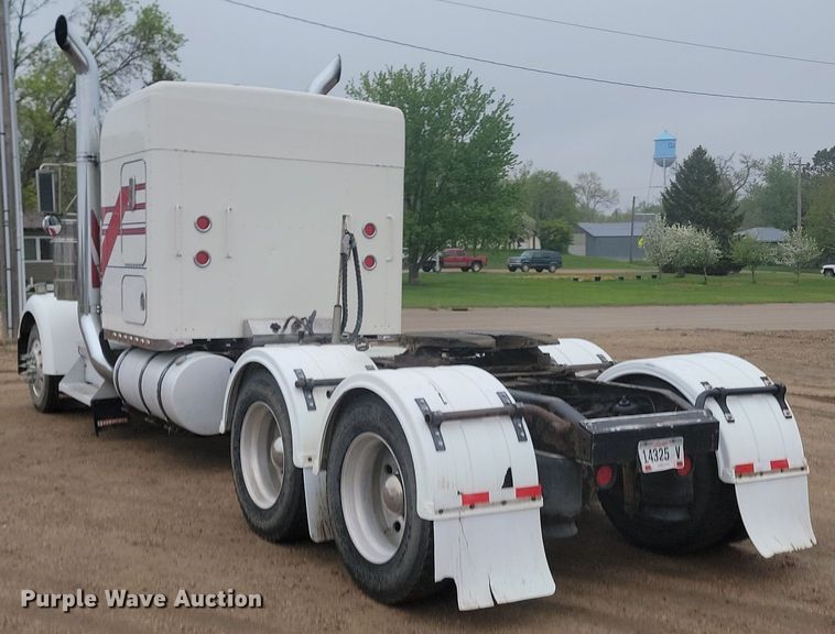 image for item NZ9874 1996 Kenworth  W900 semi truck