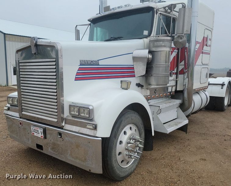image for item NZ9874 1996 Kenworth  W900 semi truck