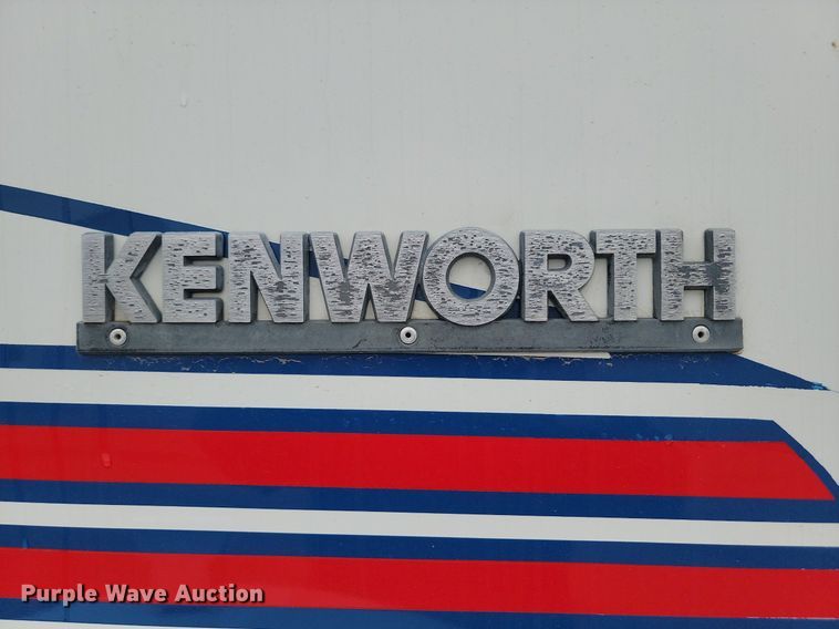 image for item NZ9874 1996 Kenworth  W900 semi truck