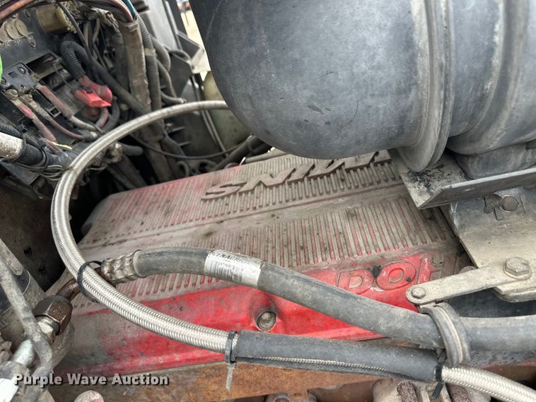 image for item OI9248 2009 Kenworth T600 semi truck