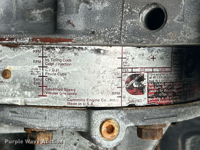 image for item OI9566 1999 International  9100 semi truck