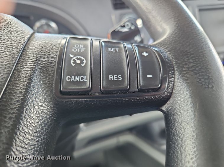 image for item OK9899 2020 Kenworth  T680 semi truck