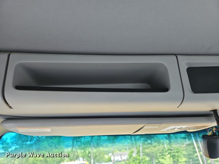 image for item OK9899 2020 Kenworth  T680 semi truck