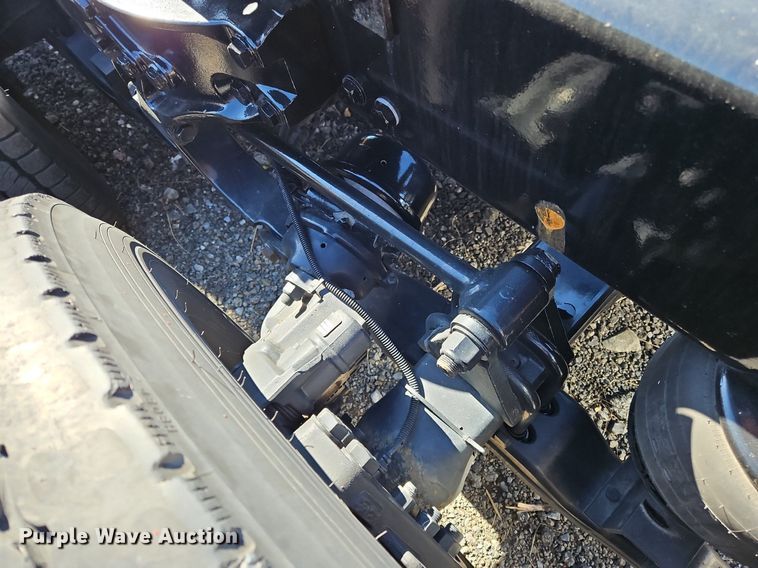 image for item OK9913 2021 Kenworth T680 semi truck