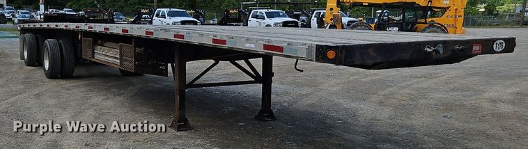 image for item OK9951 2006 Fontaine  flatbed trailer