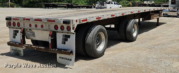 image for item OK9951 2006 Fontaine  flatbed trailer