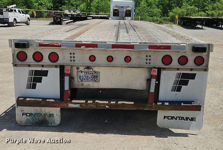 image for item OK9951 2006 Fontaine  flatbed trailer