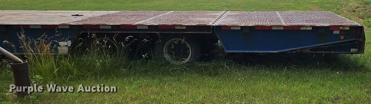 image for item OK9970 2015 Trail King TK80HT drop deck hydratail equipment trailer