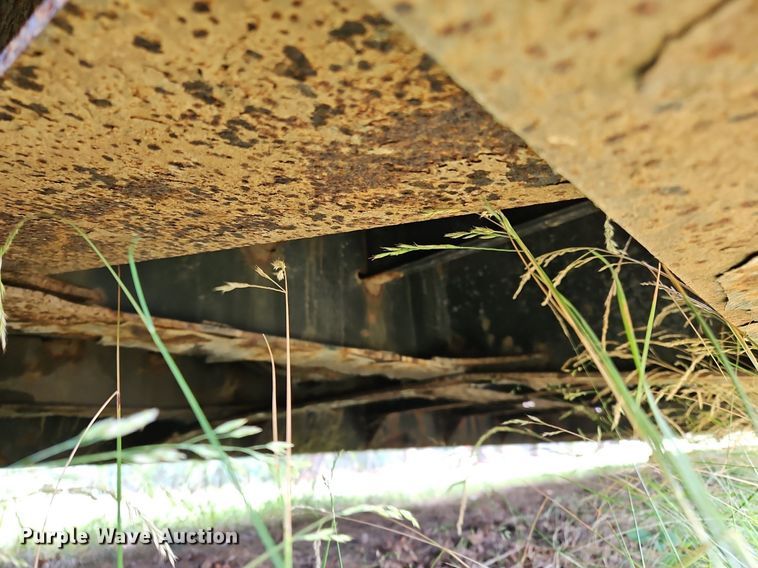 image for item OK9970 2015 Trail King TK80HT drop deck hydratail equipment trailer