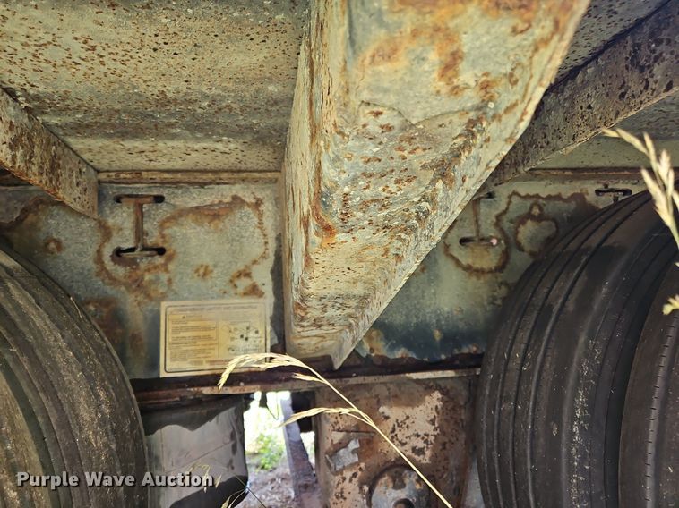 image for item OK9970 2015 Trail King TK80HT drop deck hydratail equipment trailer