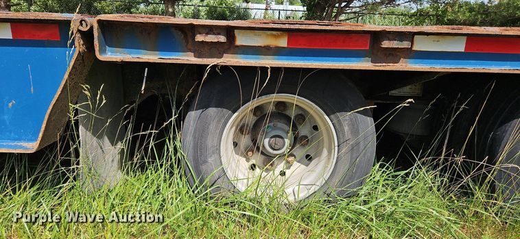 image for item OK9970 2015 Trail King TK80HT drop deck hydratail equipment trailer