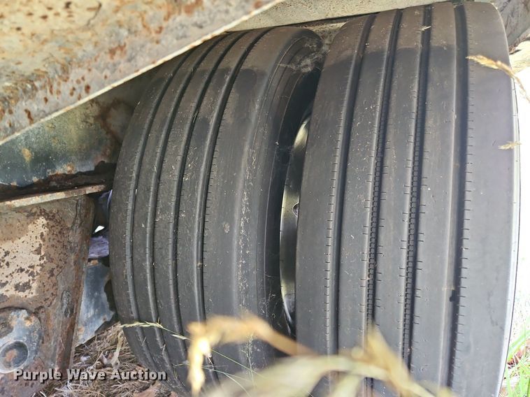 image for item OK9970 2015 Trail King TK80HT drop deck hydratail equipment trailer