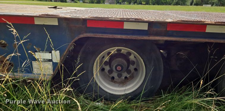 image for item OK9970 2015 Trail King TK80HT drop deck hydratail equipment trailer