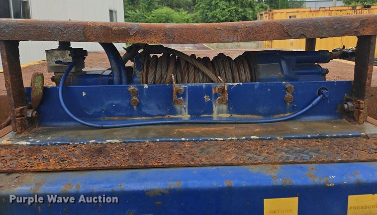 image for item OK9975 2014 Ledwell LW48HT2 drop deck hydratail equipment trailer